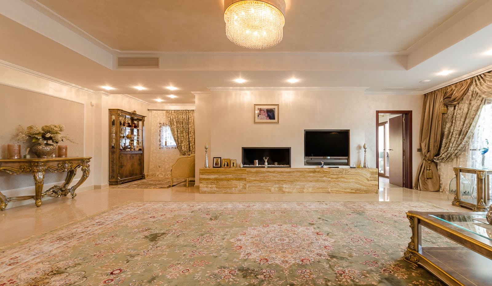 7 bedroom Villa for sale in Altea with pool - € 2,900,000 (Ref: 9103822)