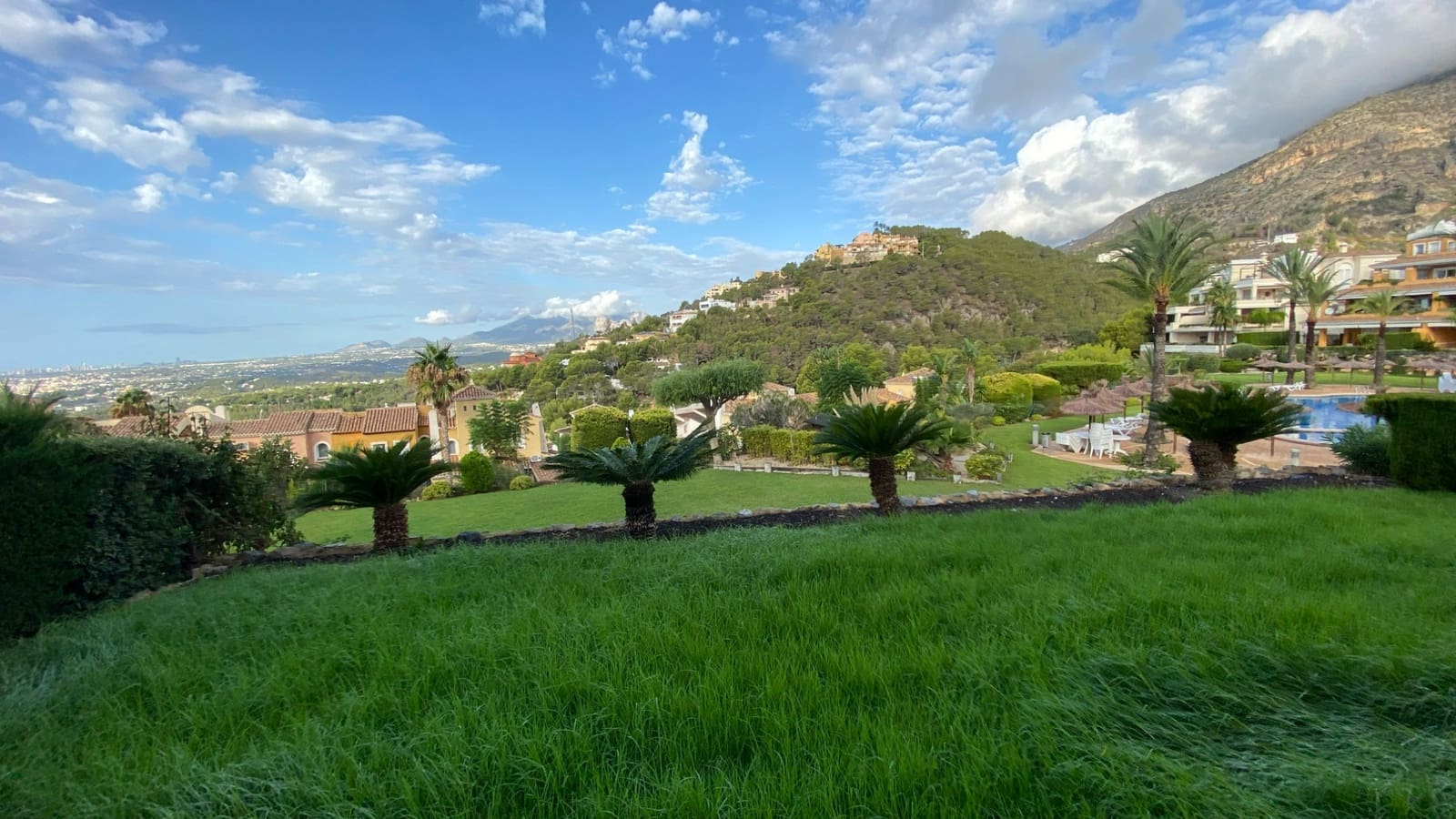 3 soveværelse Lejlighed til salg i Altea med swimmingpool - € 780.000 (Ref: 9103825)