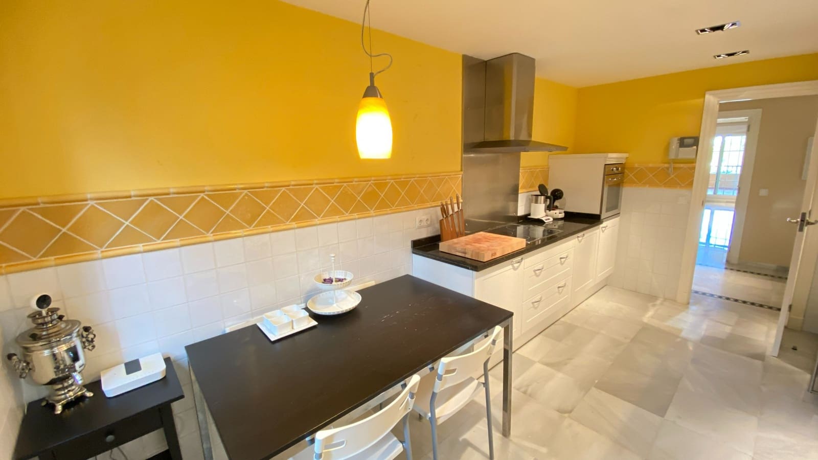 3 soveværelse Lejlighed til salg i Altea med swimmingpool - € 780.000 (Ref: 9103825)