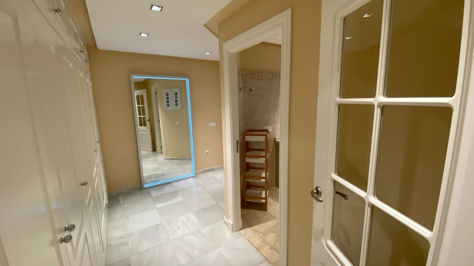 3 soveværelse Lejlighed til salg i Altea med swimmingpool - € 780.000 (Ref: 9103825)