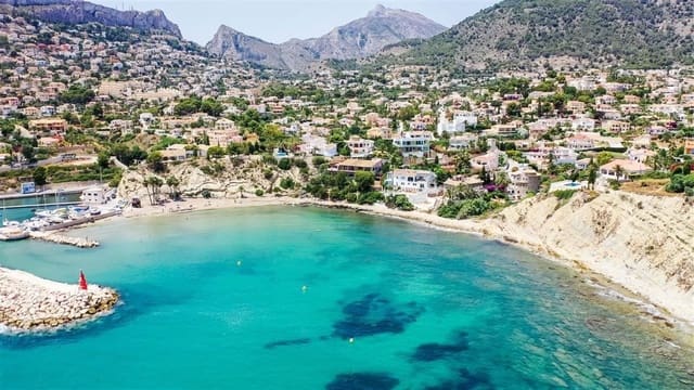 3 chambre Villa/Maison à vendre à Calpe / Calp avec piscine - 2 950 000 € (Ref: 9103832)