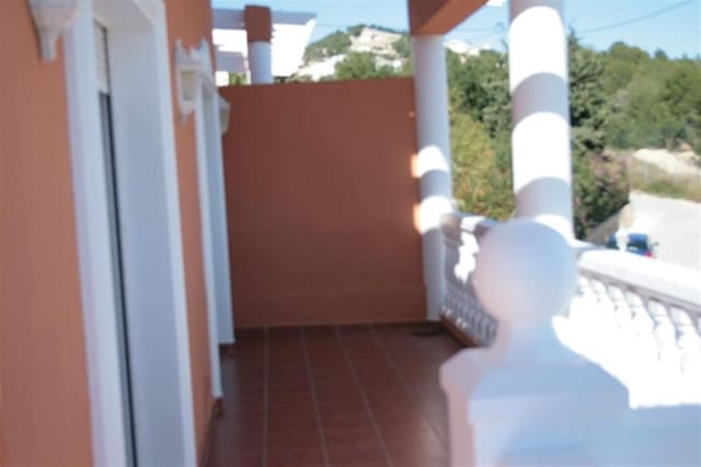 7 chambre Villa/Maison à vendre à Calpe / Calp avec piscine - 488 000 € (Ref: 9103839)