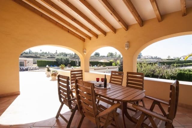 Chalet de 7 habitaciones en Benissa en venta con piscina - 1.795.000 € (Ref: 9103841)