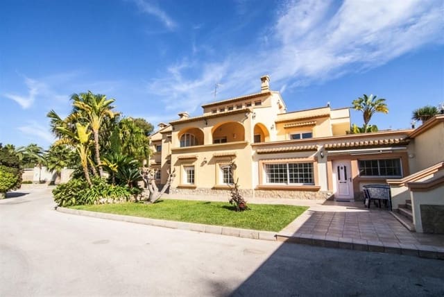 Chalet de 7 habitaciones en Benissa en venta con piscina - 1.795.000 € (Ref: 9103841)