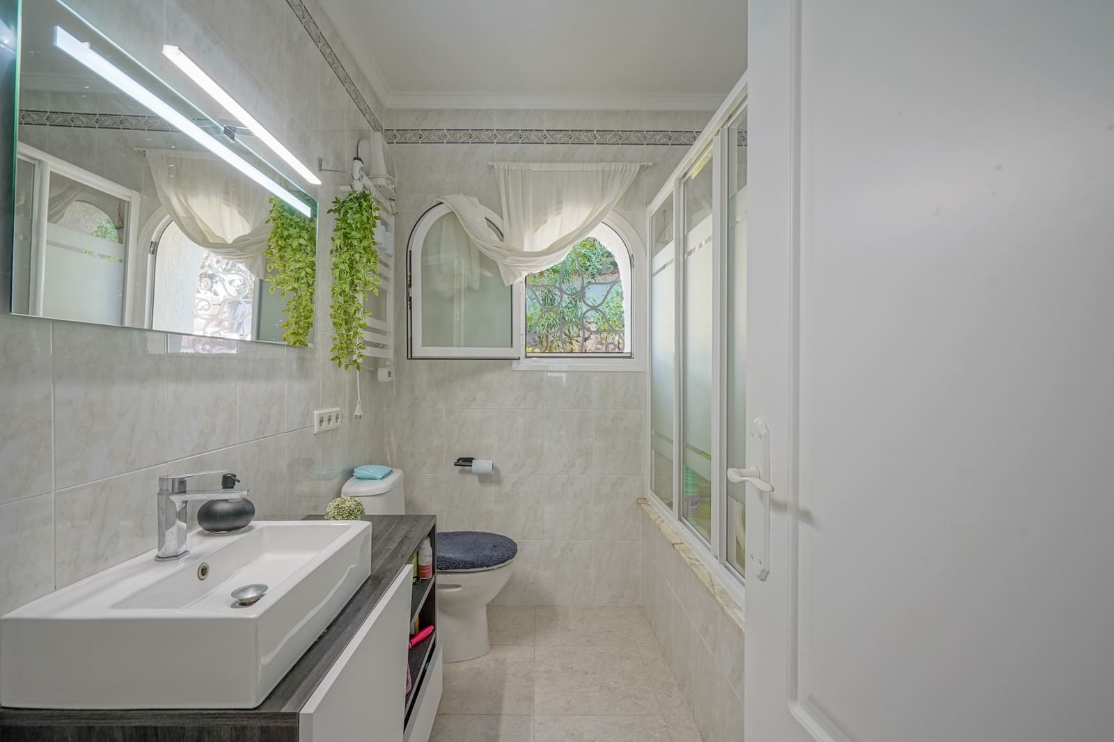 4 bedroom Villa for sale in Benissa with pool - € 620,000 (Ref: 9106964)