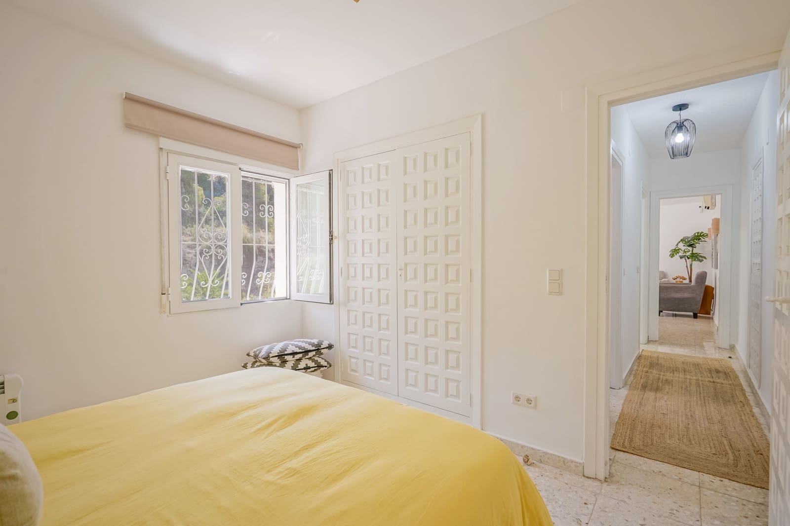 4 bedroom Villa for sale in Benissa with pool - € 620,000 (Ref: 9106964)