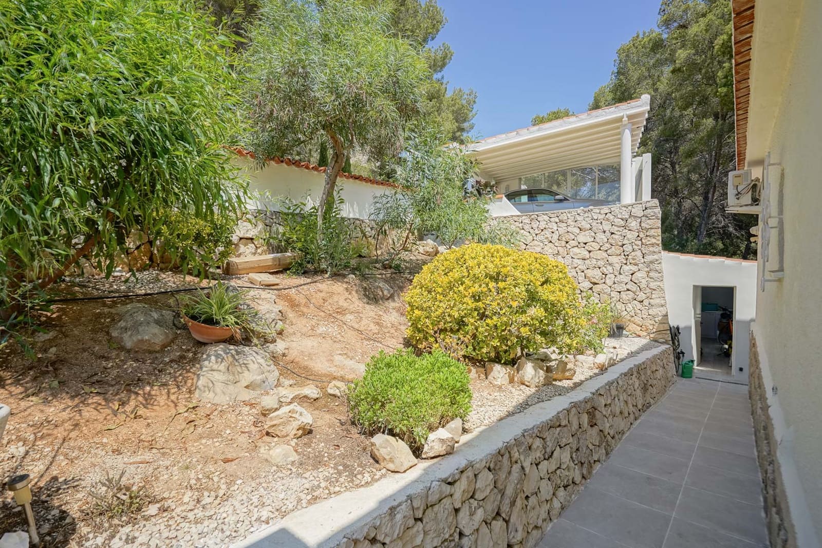 4 bedroom Villa for sale in Benissa with pool - € 620,000 (Ref: 9106964)