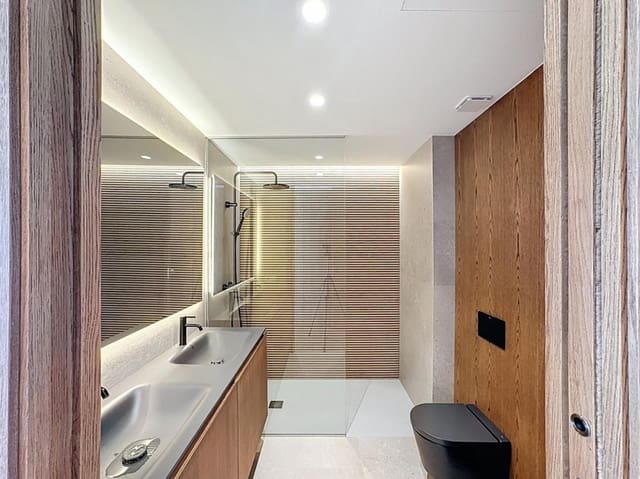 3 chambre Villa/Maison à vendre à Benitachell / Benitatxell avec piscine garage - 2 250 000 € (Ref: 9117402)