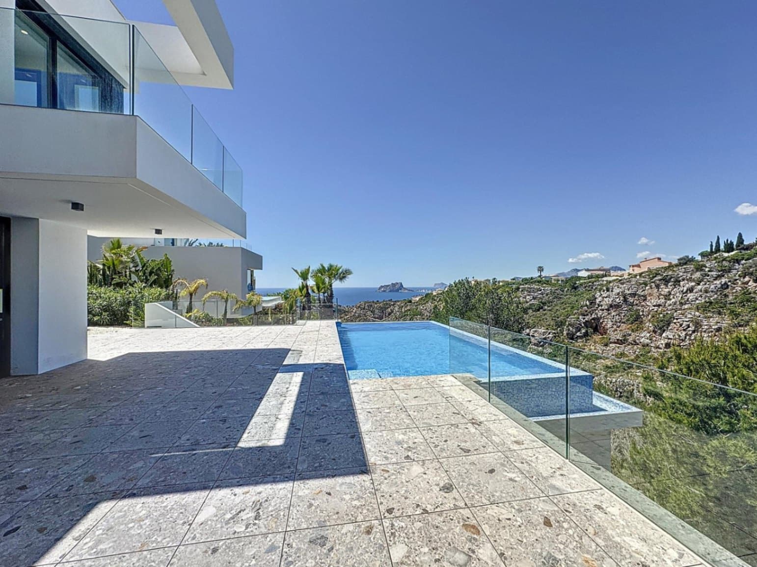 3 bedroom Villa for sale in Benitachell / Benitatxell with pool garage - € 2,250,000 (Ref: 9117402)