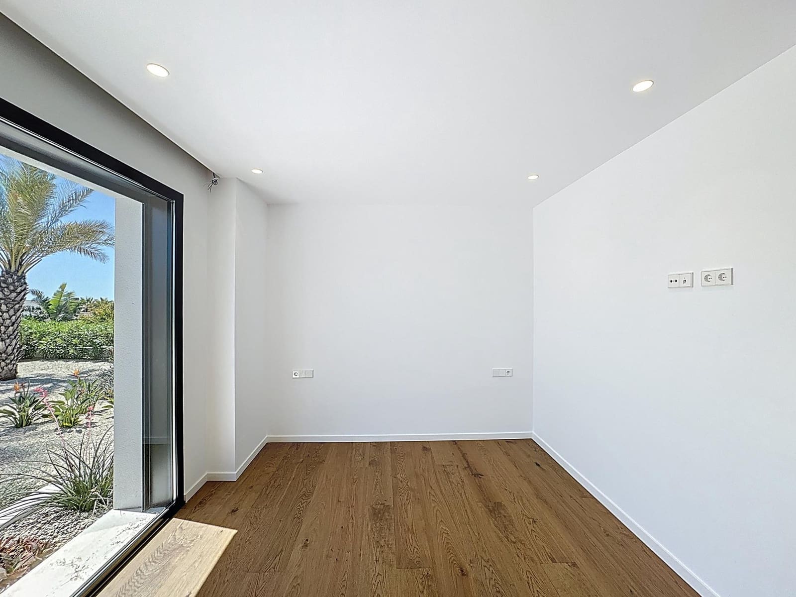 3 bedroom Villa for sale in Benitachell / Benitatxell with pool garage - € 2,250,000 (Ref: 9117402)