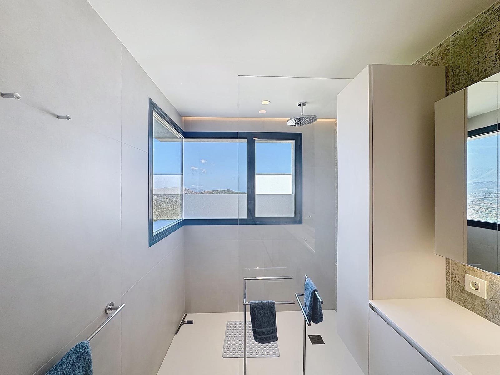 5 sypialnia Willa na sprzedaż w Benitachell / Benitatxell z basenem garażem - 3 250 000 € (Ref: 9205252)