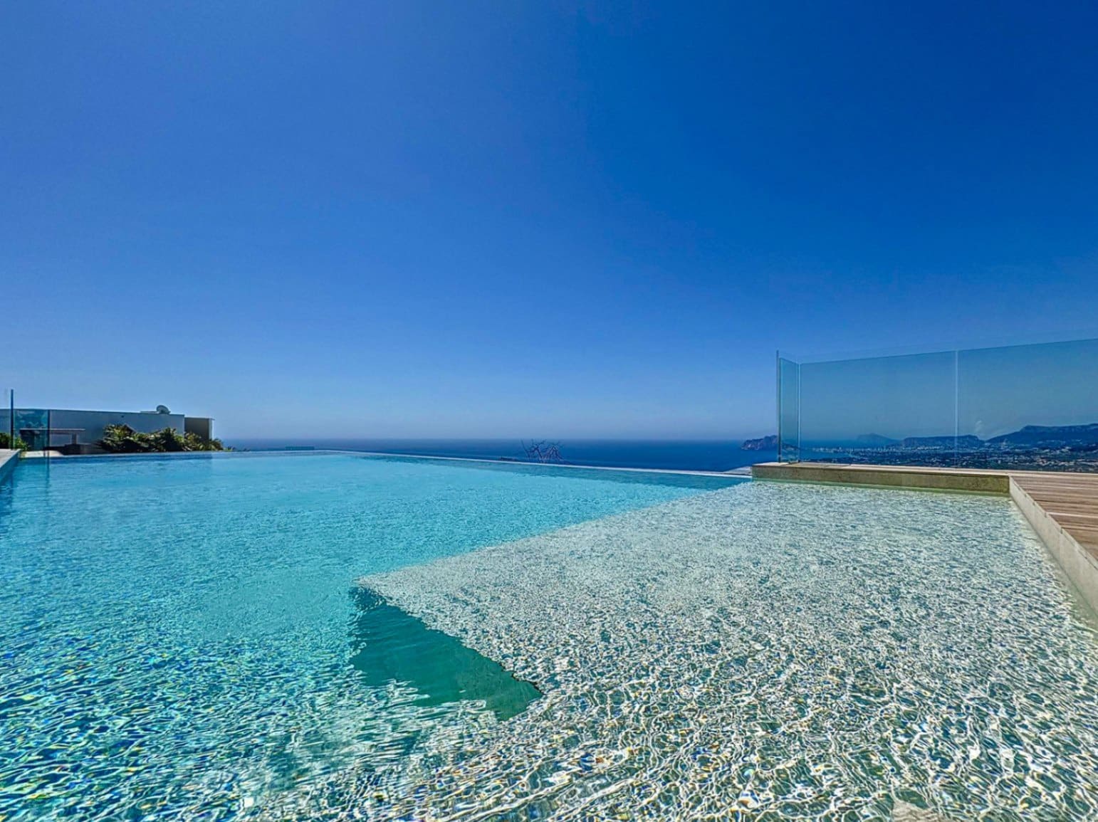 5 sypialnia Willa na sprzedaż w Benitachell / Benitatxell z basenem garażem - 3 250 000 € (Ref: 9205252)