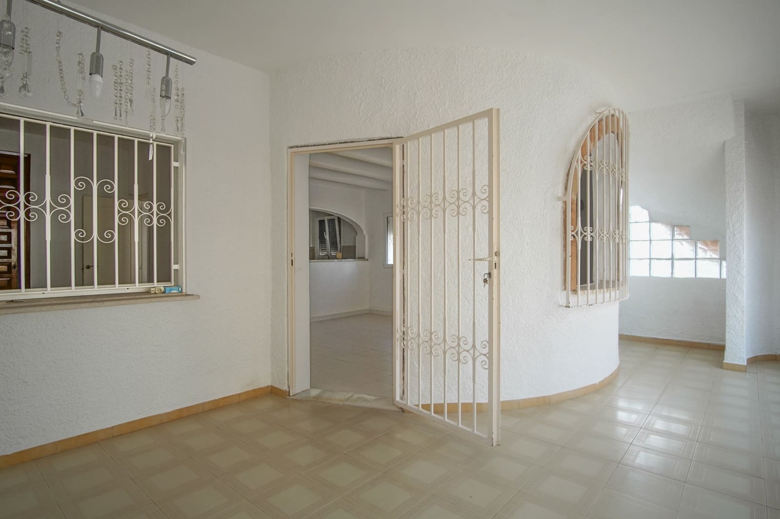 3 bedroom Apartment for sale in Denia - € 385,000 (Ref: 9218792)