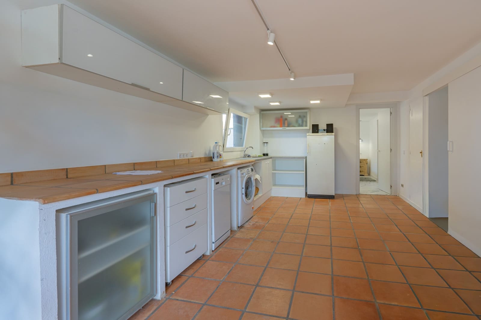 5 bedroom Villa for sale in Calpe / Calp with pool garage - € 749,000 (Ref: 9231752)