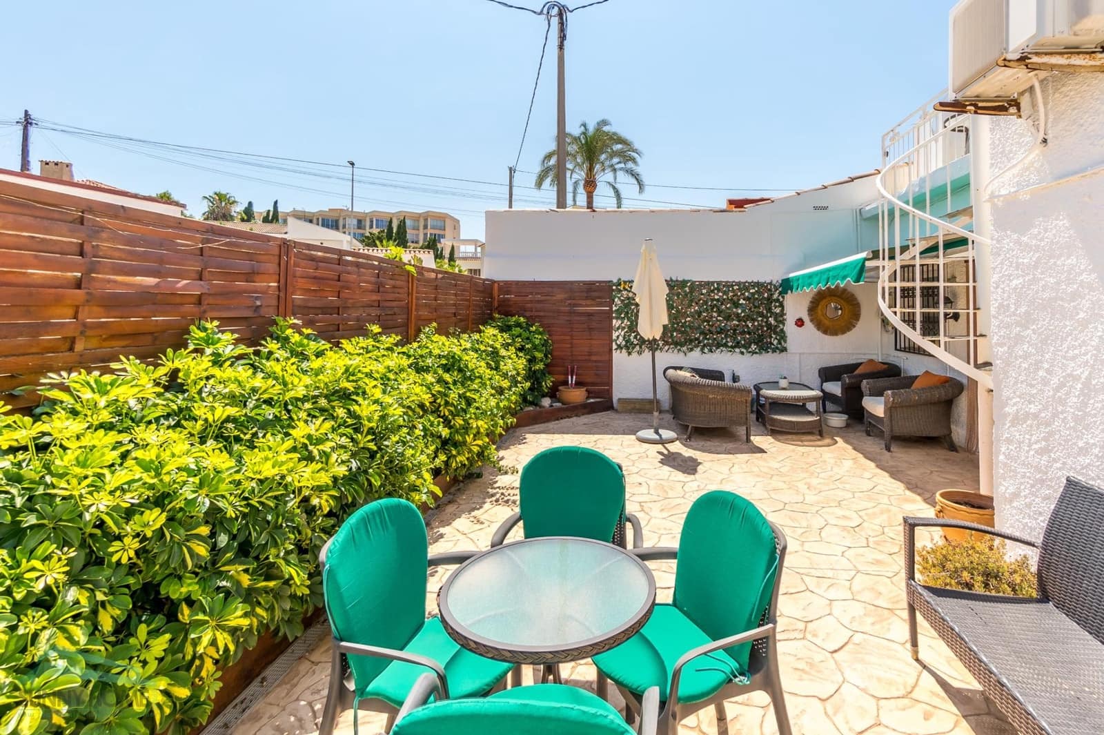 Chalet de 2 habitaciones en Albir en venta con piscina garaje - 385.000 € (Ref: 9231756)