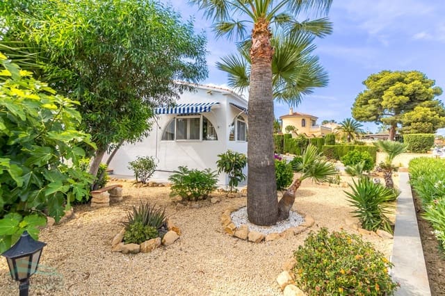 4 soveværelse Villa til salg i La Nucia med garage - € 559.000 (Ref: 9231757)