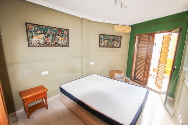 3 bedroom Penthouse for sale in Calpe / Calp - € 260,000 (Ref: 9263508)