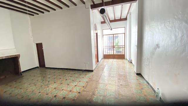 4 bedroom Townhouse for sale in Jalón / Xaló - € 250,000 (Ref: 9324482)