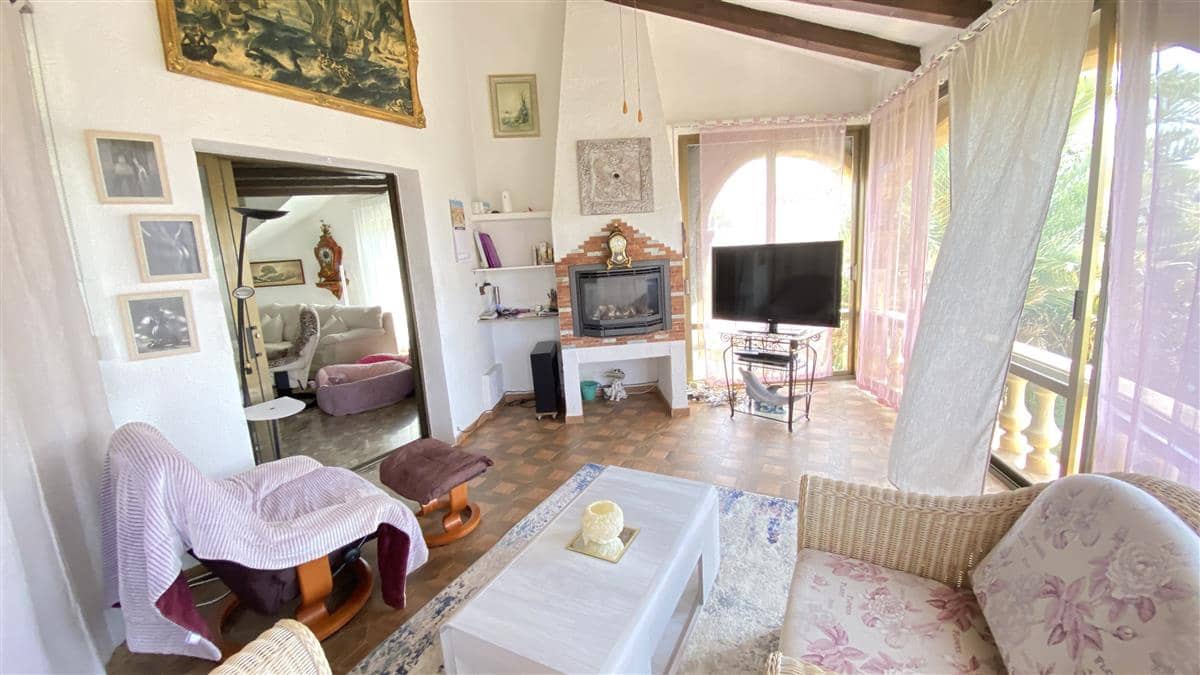 18 bedroom Villa for sale in Calpe / Calp with pool - € 1,995,000 (Ref: 9324484)