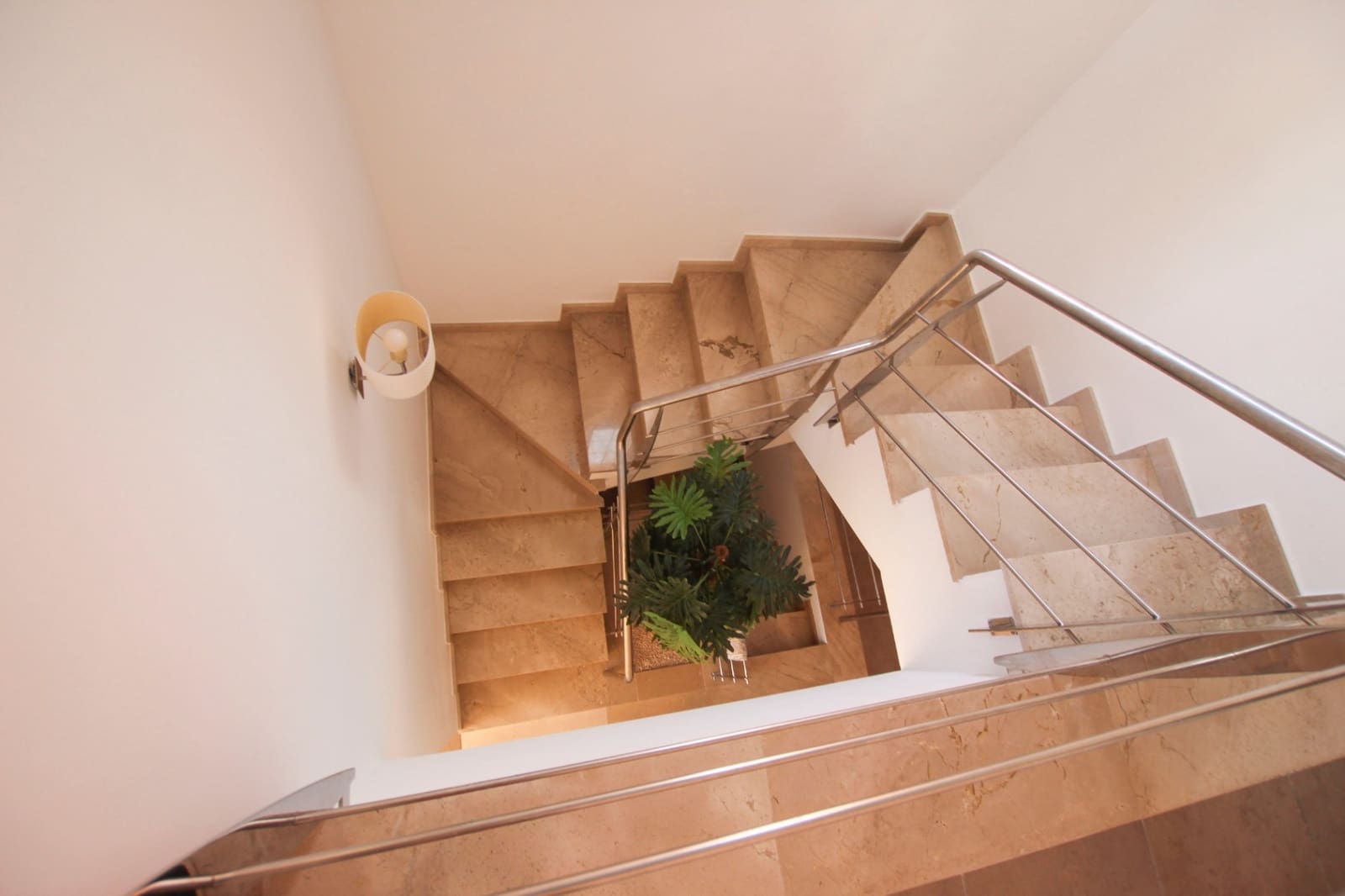 4 chambre Villa/Maison Semi-Mitoyenne à vendre à Calpe / Calp avec piscine garage - 549 000 € (Ref: 9324489)