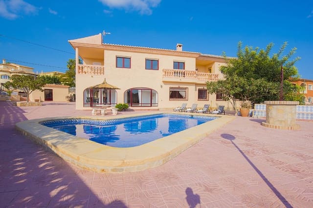 11 soverom Villa til salgs i Calpe / Calp med svømmebasseng - € 990 000 (Ref: 9338544)
