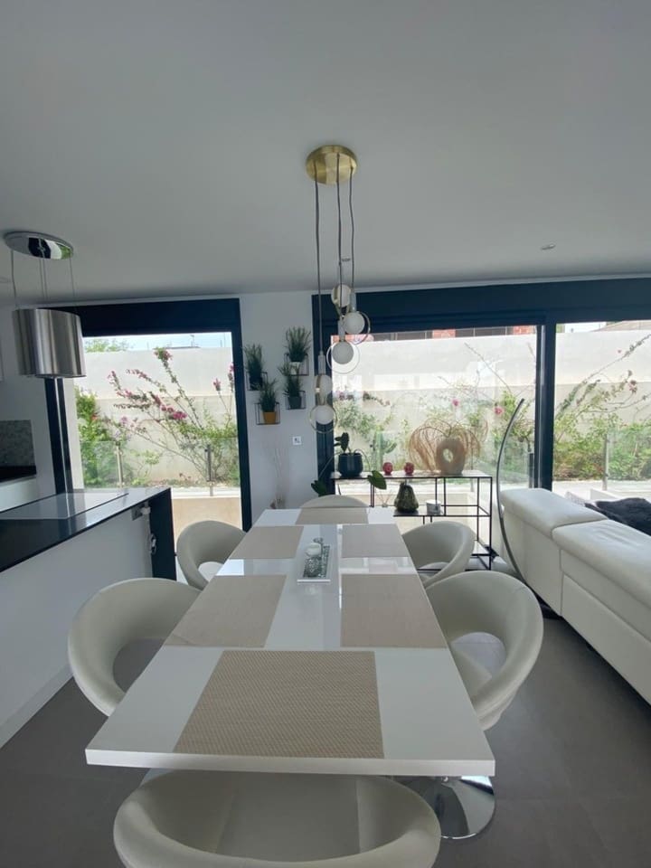 5 quarto Moradia para venda em Polop com piscina garagem - 725 000 € (Ref: 9339248)