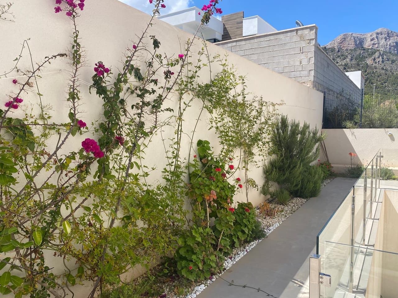 5 quarto Moradia para venda em Polop com piscina garagem - 725 000 € (Ref: 9339248)