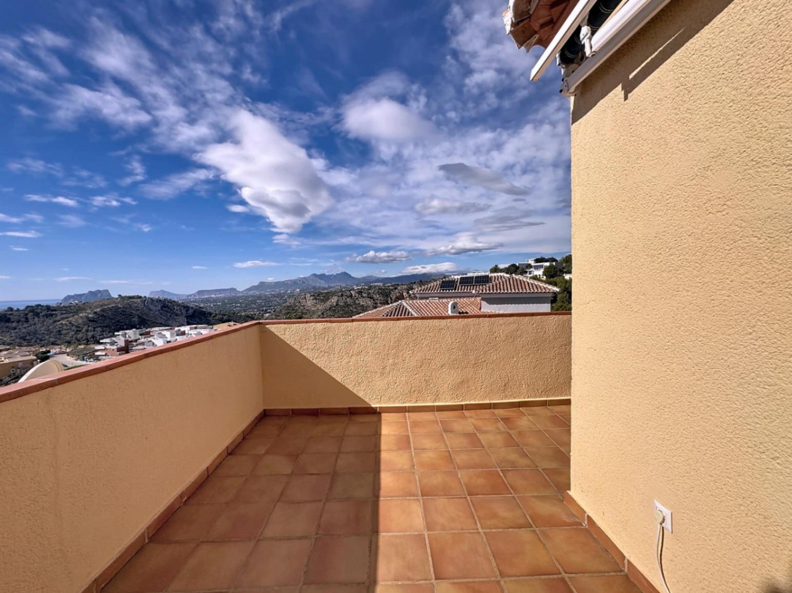 2 chambre Villa/Maison à vendre à Benitachell / Benitatxell avec piscine garage - 585 000 € (Ref: 9369013)