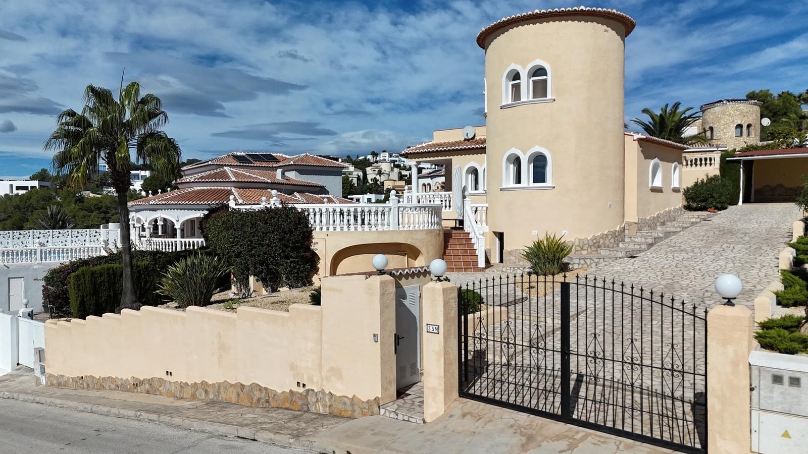 2 chambre Villa/Maison à vendre à Benitachell / Benitatxell avec piscine garage - 585 000 € (Ref: 9369013)