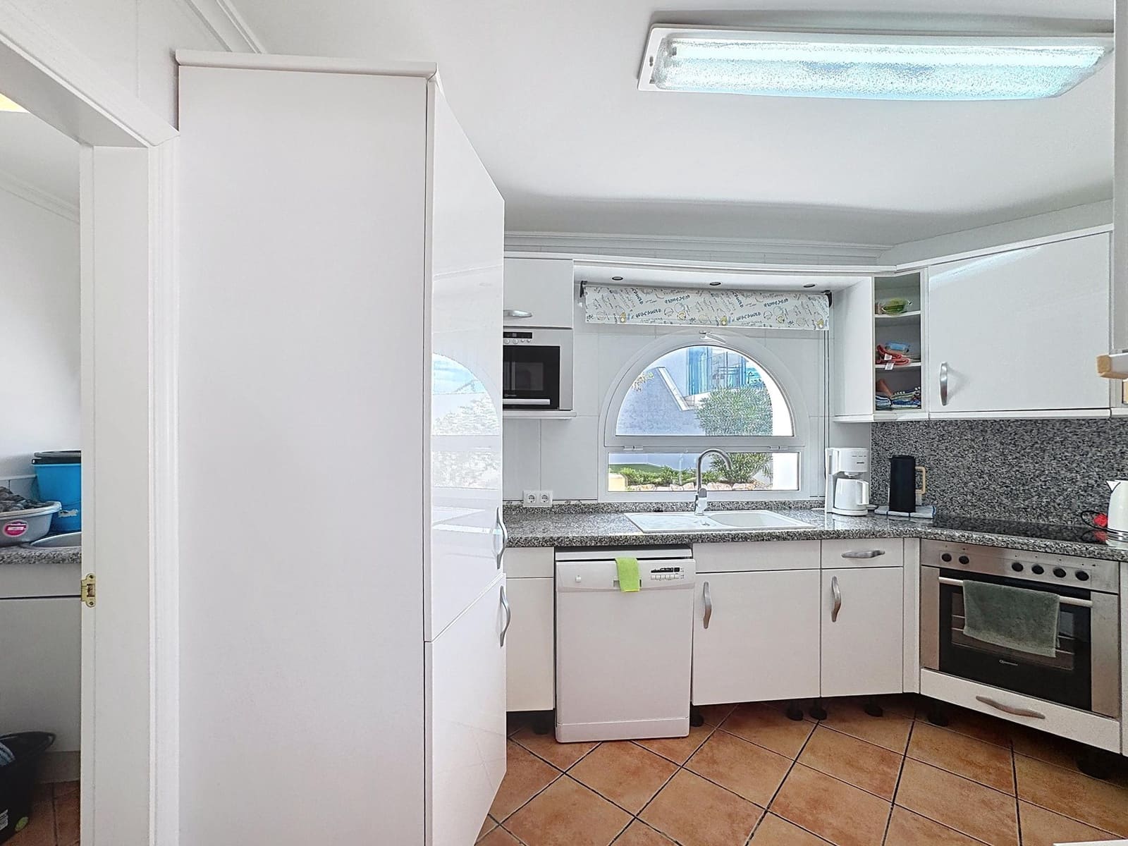 2 chambre Villa/Maison à vendre à Benitachell / Benitatxell avec piscine garage - 585 000 € (Ref: 9369013)