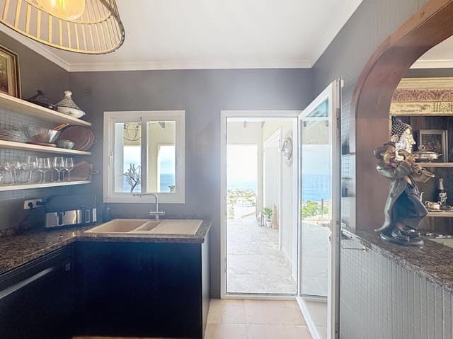 5 chambre Villa/Maison à vendre à Benitachell / Benitatxell avec piscine garage - 1 100 000 € (Ref: 9369015)