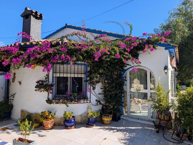 3 chambre Villa/Maison à vendre à Benitachell / Benitatxell avec piscine garage - 550 000 € (Ref: 9379351)