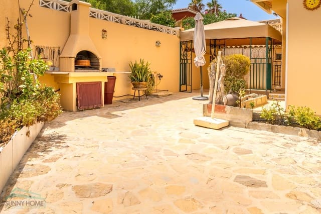 3 makuuhuone Omakotitalo myytävänä paikassa Albir, Alfaz del Pi / L'Alfàs del Pi mukana uima-altaan - 389 000 € (Ref: 9386125)