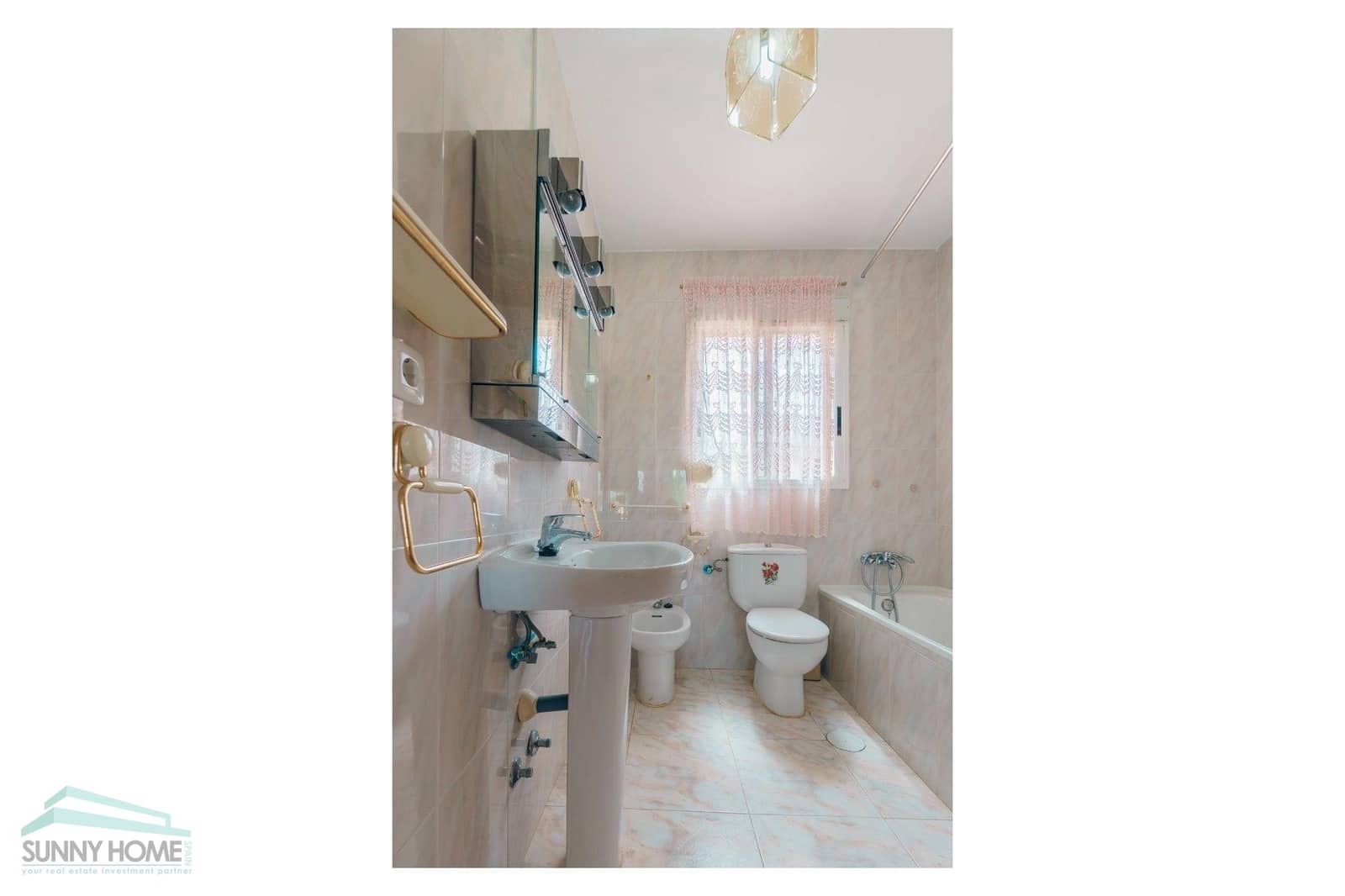 3 Zimmer Haus zu verkaufen in Albir mit Pool Garage - 389.000 € (Ref: 9386125)