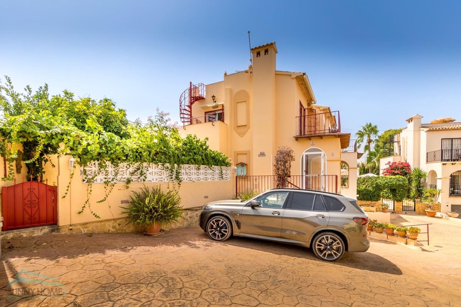 3 Zimmer Haus zu verkaufen in Albir mit Pool Garage - 389.000 € (Ref: 9386125)