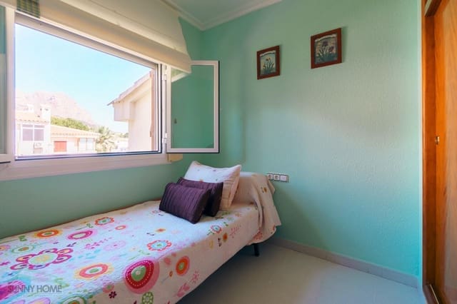 3 chambre Maison de Ville à vendre à La Nucia avec piscine - 225 000 € (Ref: 9386651)