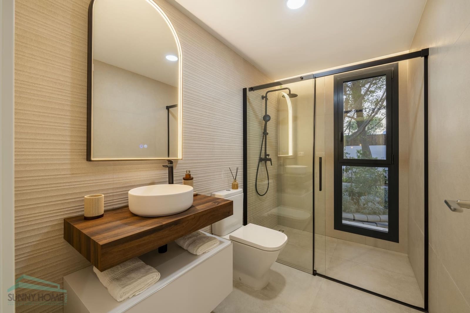 4 bedroom Villa for sale in Altea with pool garage - € 1,450,000 (Ref: 9411529)