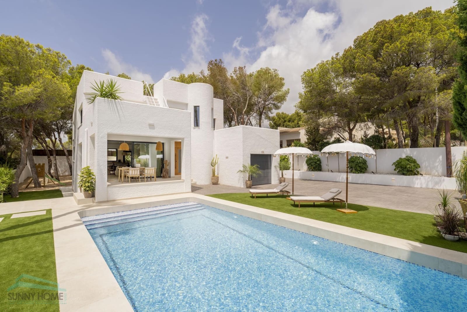 4 makuuhuone Huvila myytävänä paikassa Altea mukana 
autotalli - 1 450 000 € (Ref: 9411529)