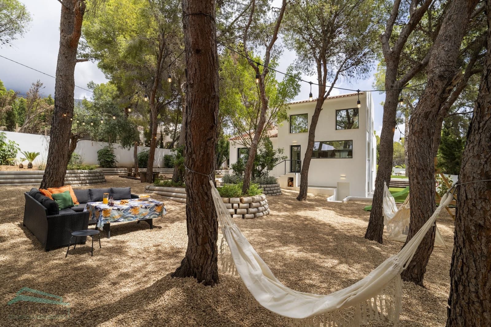 4 makuuhuone Huvila myytävänä paikassa Altea mukana 
autotalli - 1 450 000 € (Ref: 9411529)