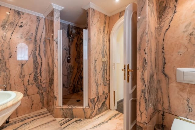 5 soverom Villa til salgs i Benissa med svømmebasseng garasje - € 1 990 000 (Ref: 9423950)