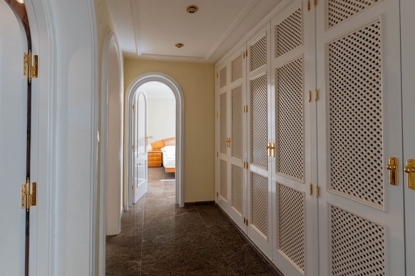 5 soverom Villa til salgs i Benissa med svømmebasseng garasje - € 1 990 000 (Ref: 9423950)