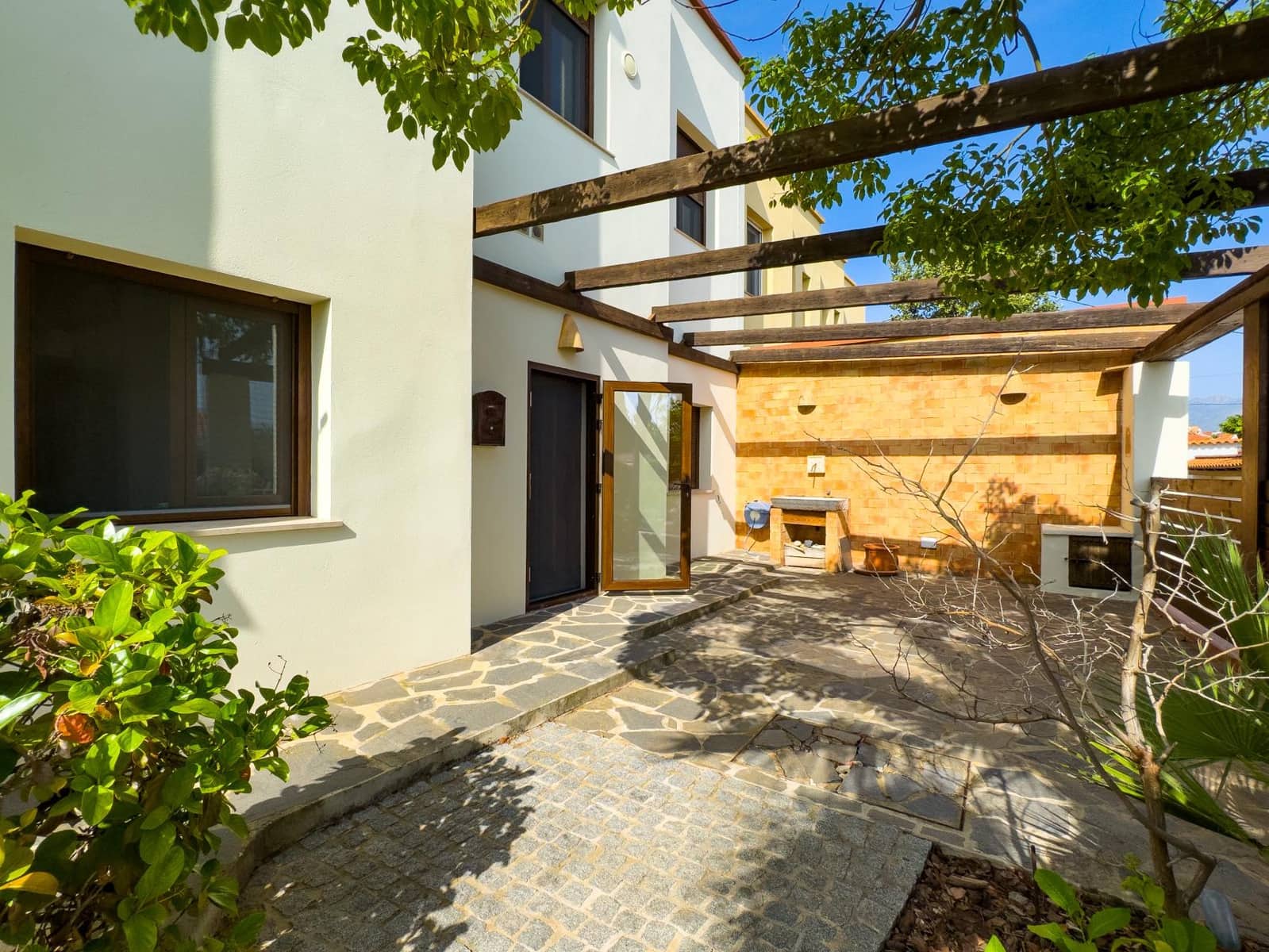 Chalet de 4 habitaciones en Albir en venta con garaje - 995.000 € (Ref: 9423953)