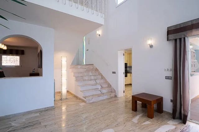 Chalet de 3 habitaciones en Moraira, Teulada-Moraira en venta con piscina garaje - 990.000 € (Ref: 9423954)