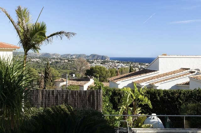 3 bedroom Villa for sale in Calpe / Calp with pool garage - € 1,100,000 (Ref: 9450367)