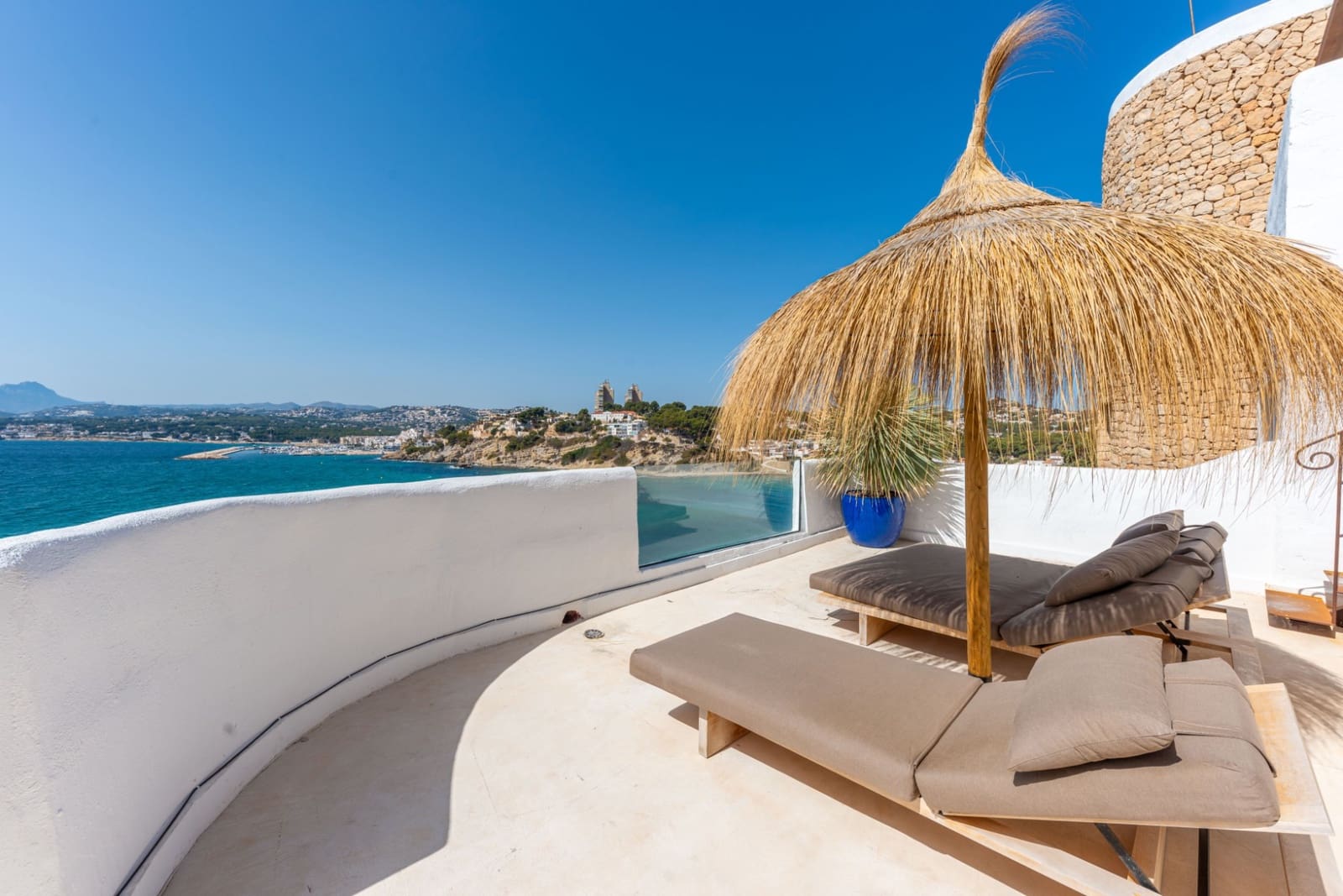 5 makuuhuone Huvila myytävänä paikassa Moraira mukana 
autotalli - 5 400 000 € (Ref: 9462874)