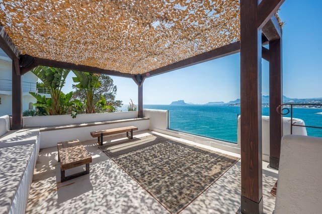 5 makuuhuone Huvila myytävänä paikassa Moraira, Teulada-Moraira mukana 
autotalli - 5 400 000 € (Ref: 9462874)