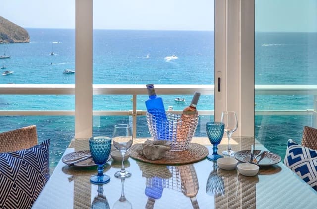 Apartamento de 3 habitaciones en Teulada Pueblo, Teulada-Moraira en venta con garaje - 679.000 € (Ref: 9495459)