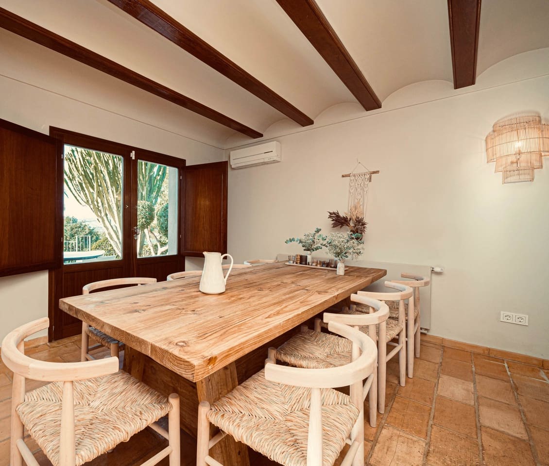 5 bedroom Villa for sale in Javea / Xabia with pool - € 1,395,000 (Ref: 9521926)