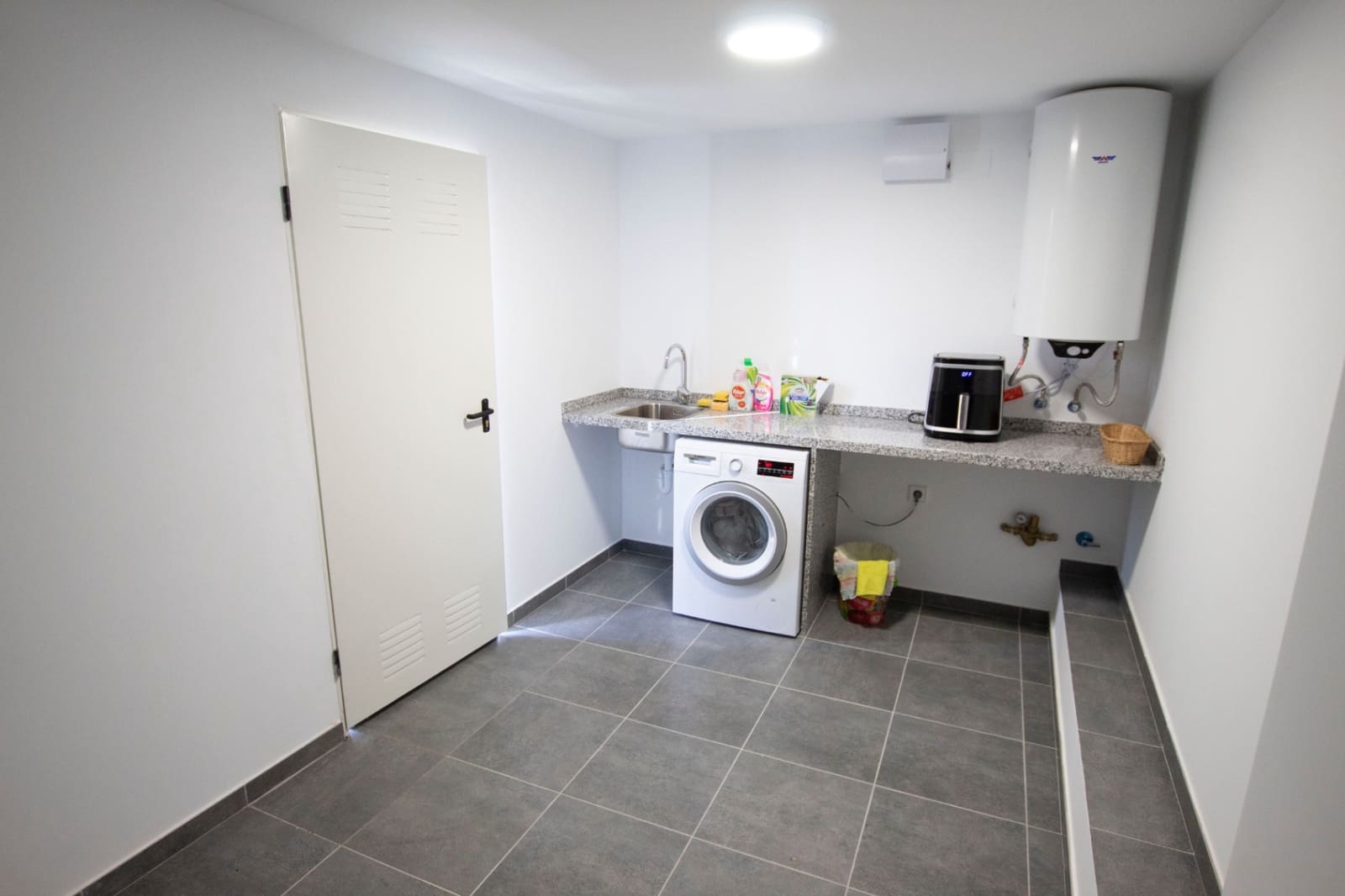 3 soveværelse Villa til salg i Benissa med swimmingpool garage - € 725.000 (Ref: 9521929)