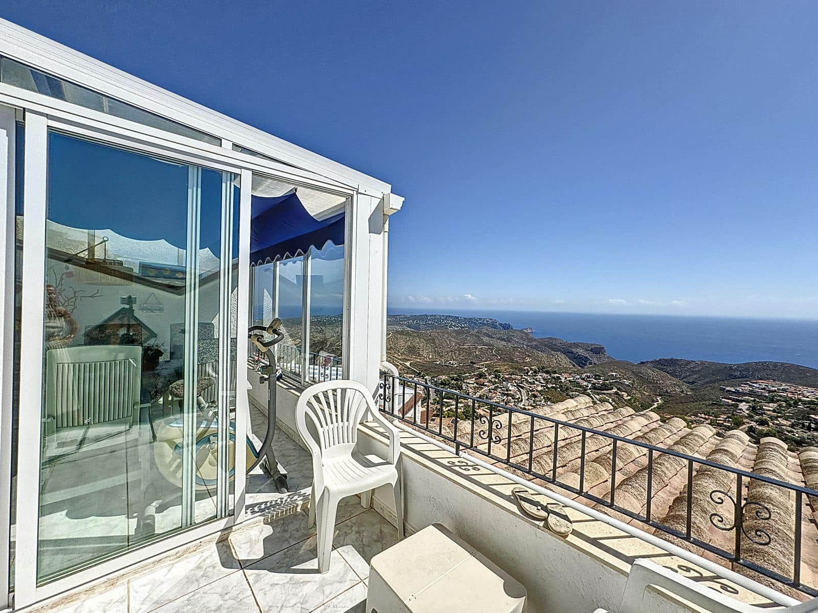 2 bedroom Apartment for sale in Benitachell / Benitatxell with pool garage - € 290,000 (Ref: 9521934)